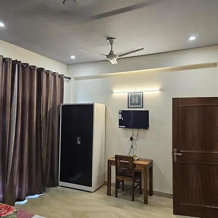 Sky Bloom Residency Gurgaon Sector 22 Apartment Exterior photo