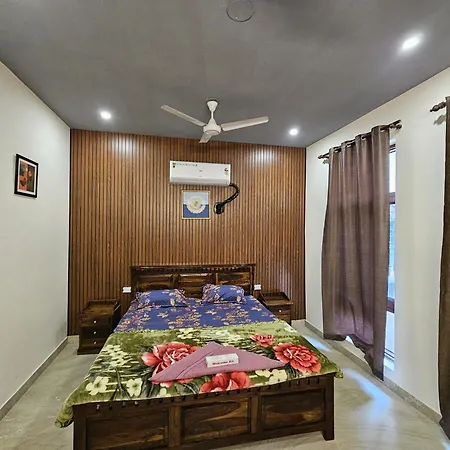 Sky Bloom Residency Gurgaon Sector 22 Apartment Exterior photo