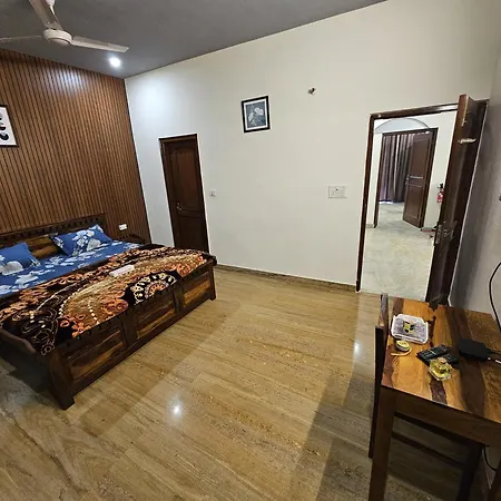 Sky Bloom Residency Gurgaon Sector 22 Apartment Exterior photo